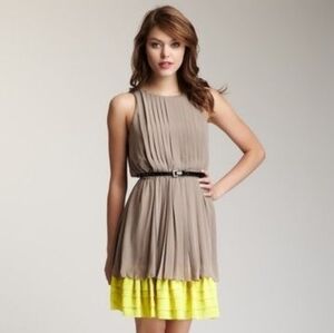 Jessica Simpson 2 Tone Pleated Sleeveless Dress M NWT Taupe/Yellow Belted Y2K